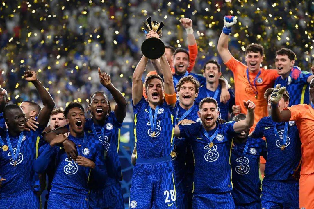 uzi夺冠比赛视频 uzi夺冠比赛视频