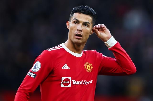 C罗在切尔西比赛中比赛局势复杂,持续失利引发热议!全场沸腾不已的简单介绍 C罗在切尔西比赛中比赛局势复杂,持续失利引发热议!全场沸腾不已的简单介绍