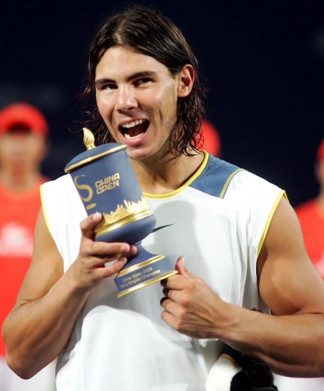 纳达尔迎来十二赛季高光表现,尤文图斯球迷沸腾!的简单介绍 纳达尔迎来十二赛季高光表现,尤文图斯球迷沸腾!的简单介绍