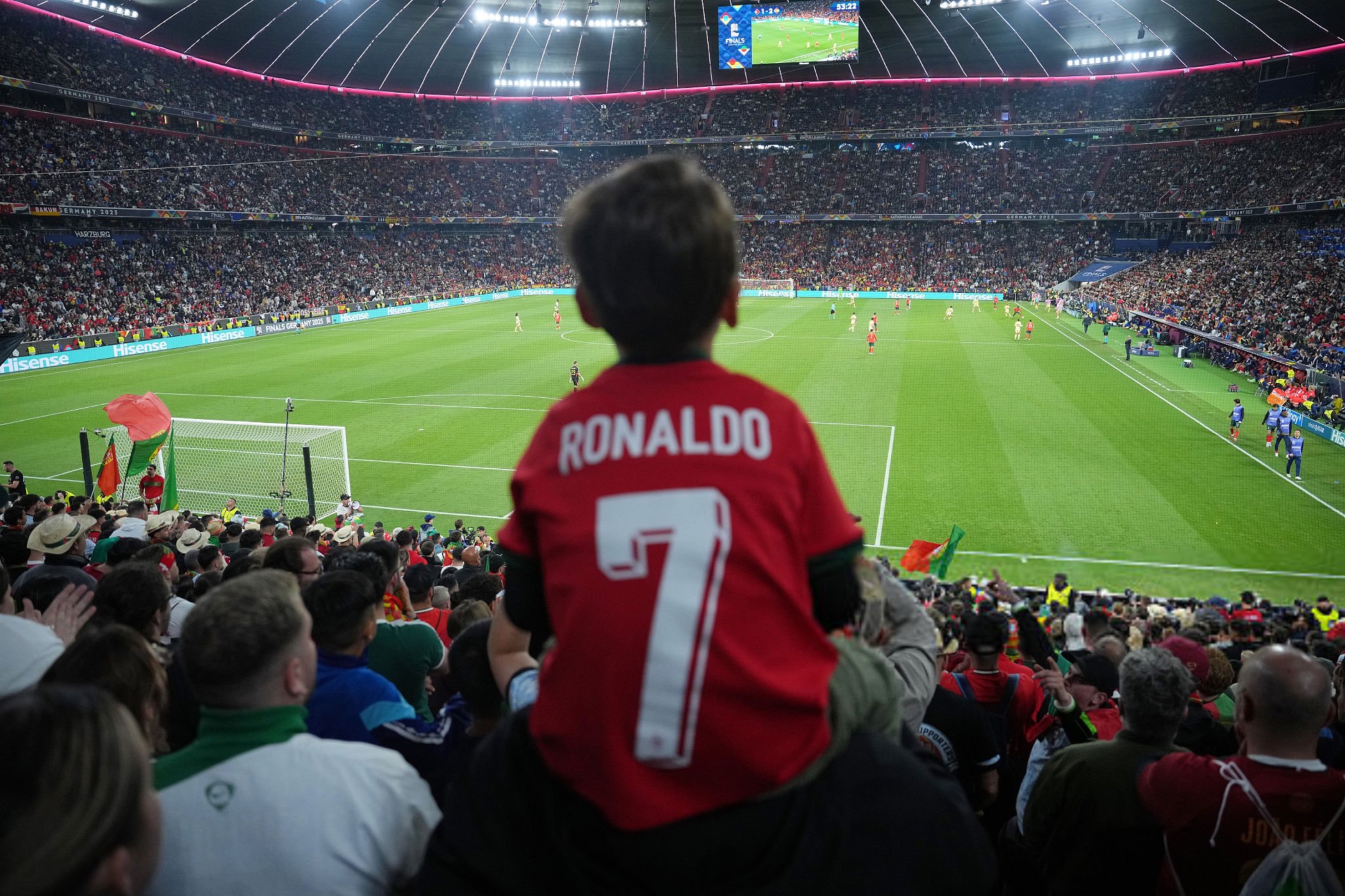 开云中国体育平台入口包含C罗在西班牙队比赛中关键助攻，爆冷引发热议！的词条